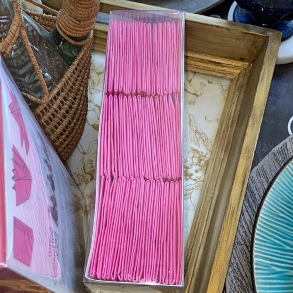NEW WITH TAGS David Tutera Pre-Folded Pink Napkins—2 Pkg